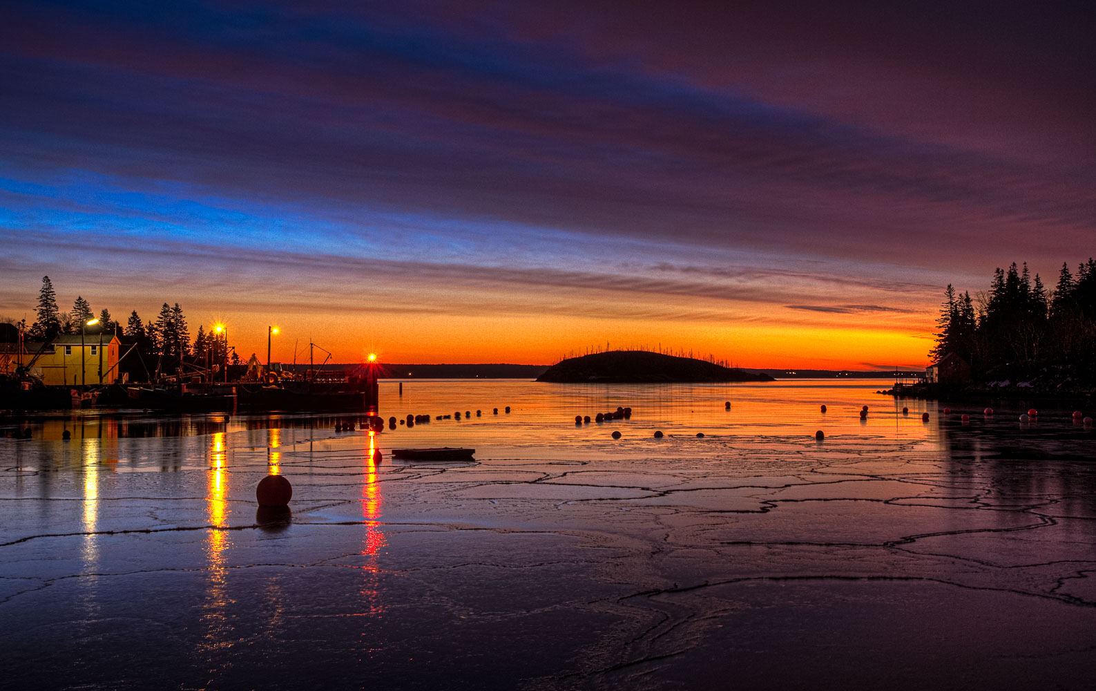 20090306_01680-81-82-ToneMapped.jpg